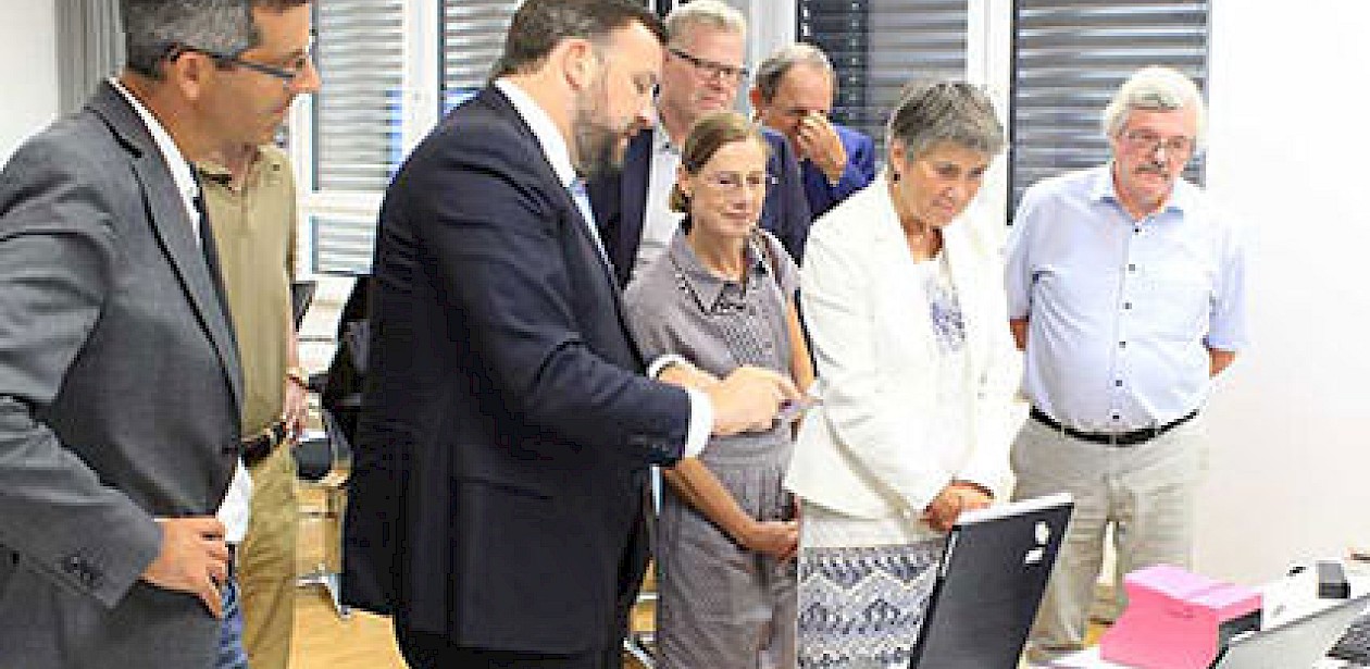 Mayor Brigitte Merk-Erbe visits DESKO