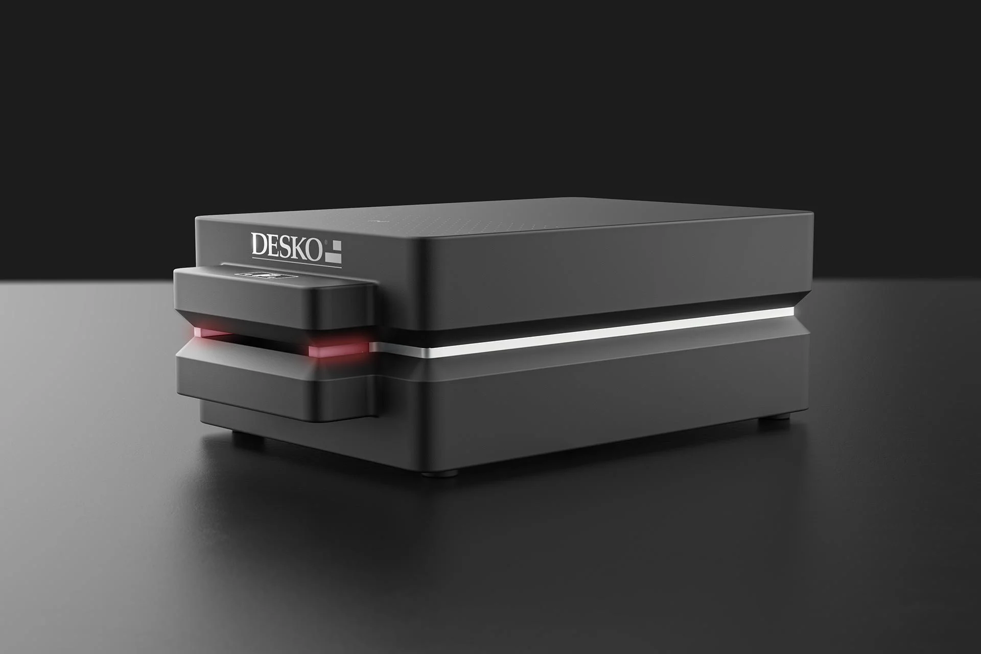 Le nouveau scanner DESKO, dot&eacute; d'une r&eacute;solution d'image de qualit&eacute; forensique, entend bien inciter les faussaires &agrave; r&eacute;fl&eacute;chir